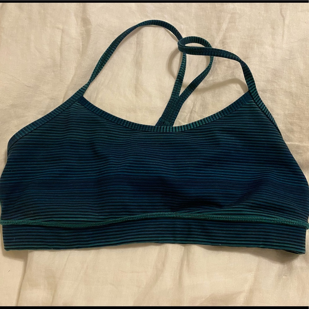 Lululemon Flow Y Nulu Bra